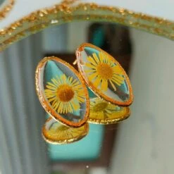 Embracing The Dawn Stud Real Dried Flower Earrings -Plant Life Decor Shop 3 8ec6e6e3 fa3c 4040 8cdf 4cb3866079a7