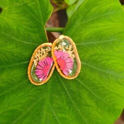 Lover's Note Stud Real Dried Flower Earrings -Plant Life Decor Shop 4 01517fc8 b6ae 4dc7 b52f 58c54a98f398