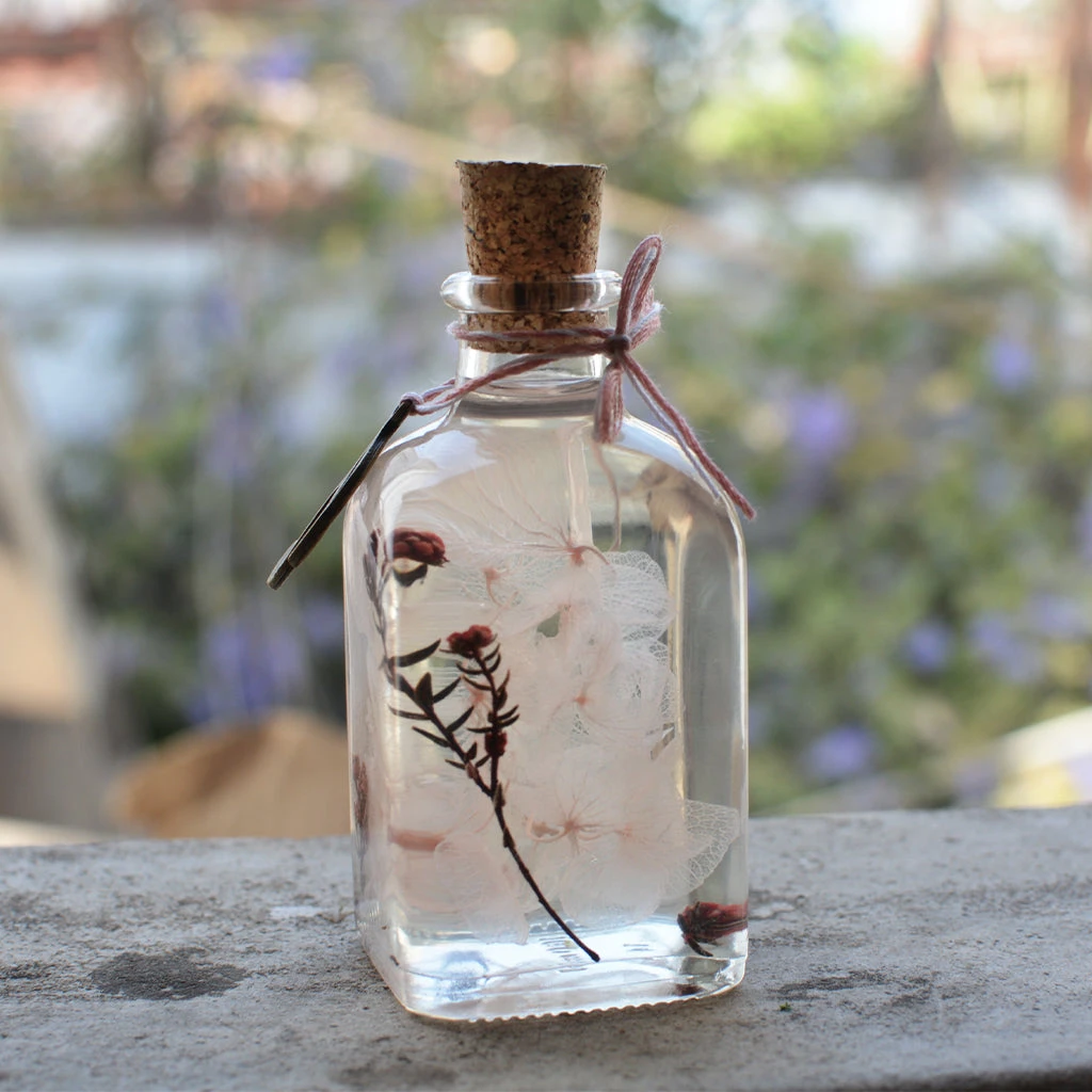 Notes In The Wild Preserved Flower Tabletop 8 Notes In The Wild Preserved Flower Tabletop - Image 8