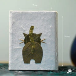 Catty Stroll Pen Stand -Plant Life Decor Shop Catty Stroll 3