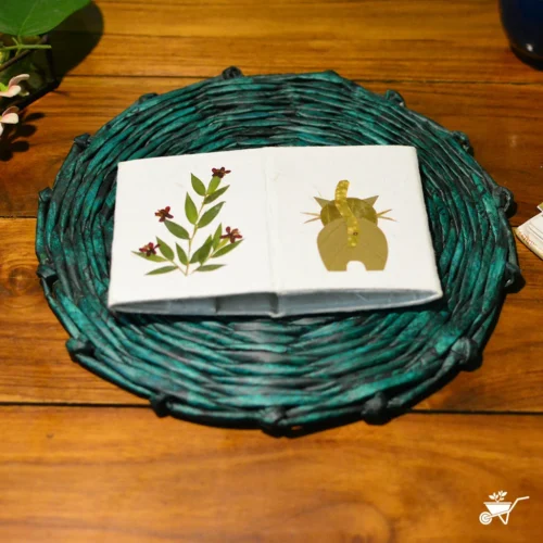 Catty Stroll Pen Stand -Plant Life Decor Shop Catty Stroll 4