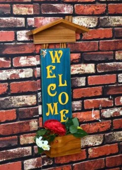 Welcome Message With Artificial Flowers Wooden Rack -Plant Life Decor Shop DSC 5854