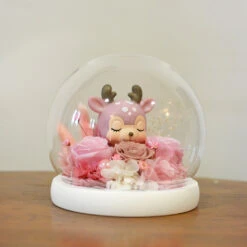 Deer Amidst Roses Preserved Flower Tabletop (with Gift Box) 8 Deer Amidst Roses Preserved Flower Tabletop (with Gift Box) -Plant Life Decor Shop Deer Amidst Roses 3