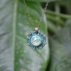 Emerald Prang Real Dried Flower Necklace -Plant Life Decor Shop Emerald Prang 2