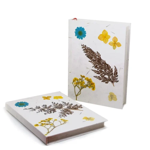 A Flick Of Magic Pressed Flower Diary 8 A Flick Of Magic Pressed Flower Diary -Plant Life Decor Shop Flick of Magic 4