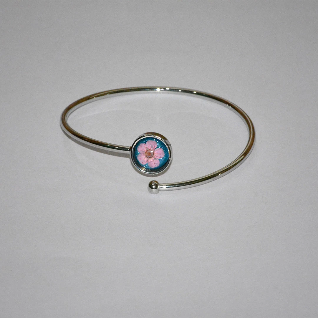 Florid Elegance Real Dried Flower Bracelet 4 Florid Elegance Real Dried Flower Bracelet - Image 4