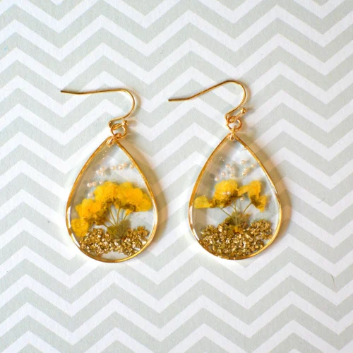 Glittering Sun Real Dried Flower Earrings 7 Glittering Sun Real Dried Flower Earrings -Plant Life Decor Shop Glittering Sun 2