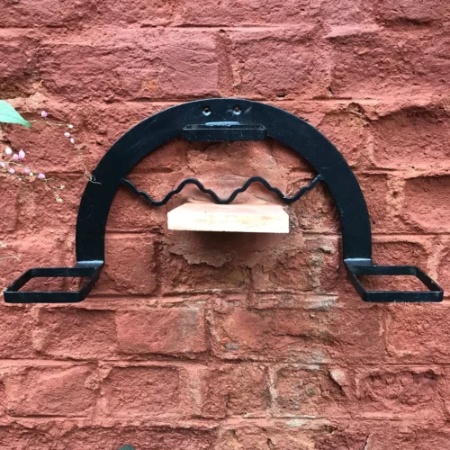 Metal Cresecent Moon Wall Planter -Plant Life Decor Shop IMG 9917