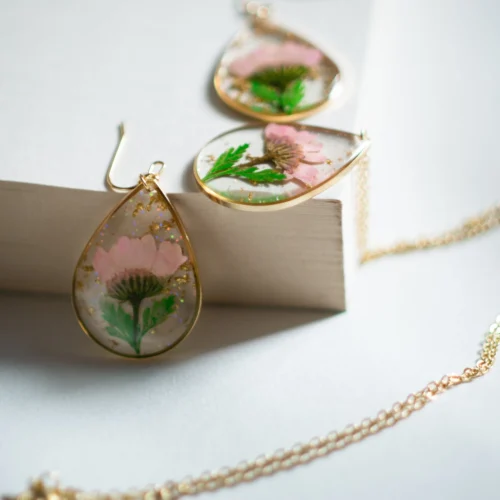 Intoxicating Autumn Real Dried Flower Necklace Earring Set