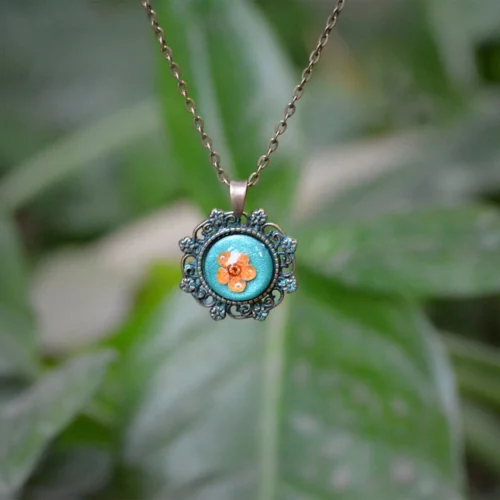 Regal Grace Real Dried Flower Necklace -Plant Life Decor Shop Regal Elegance 3