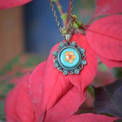 Regal Grace Real Dried Flower Necklace