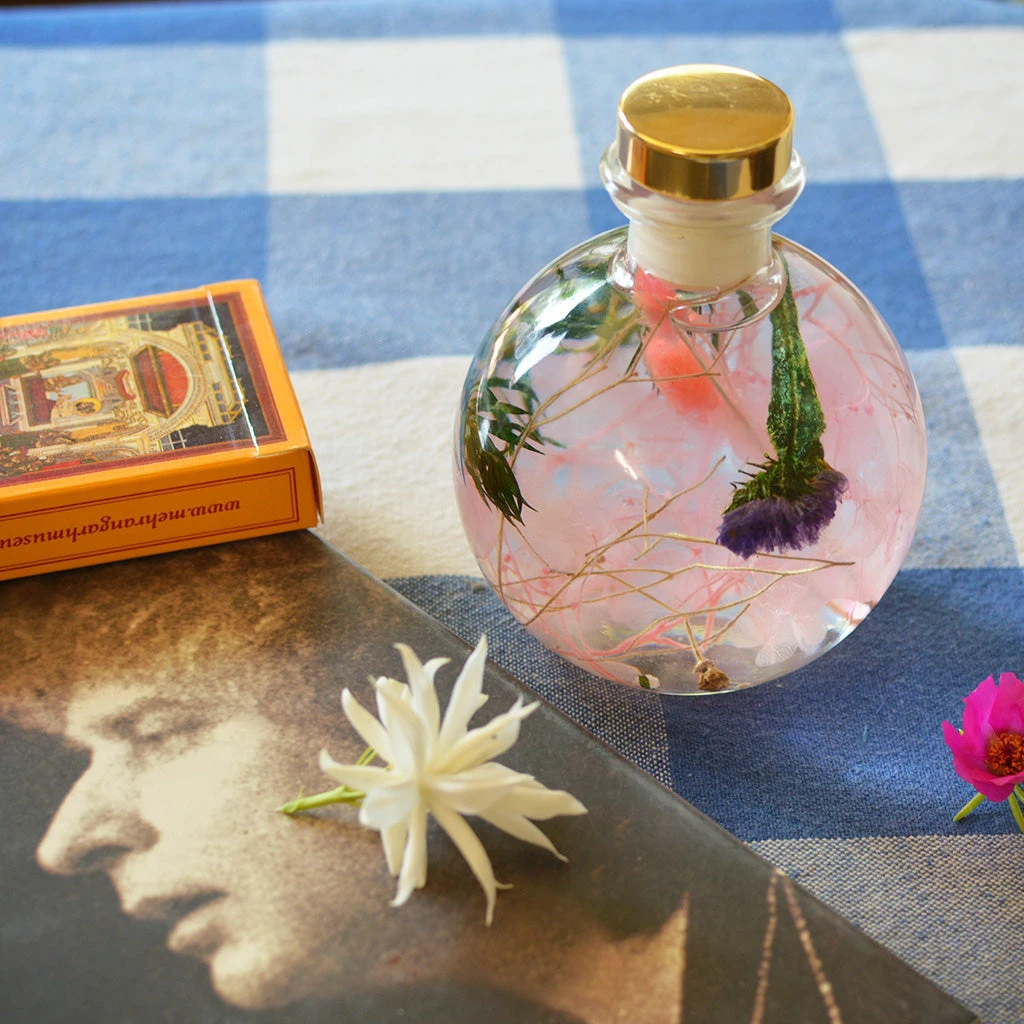 Swirling Salmon Preserved Flower Tabletop 3 Swirling Salmon Preserved Flower Tabletop - Image 3