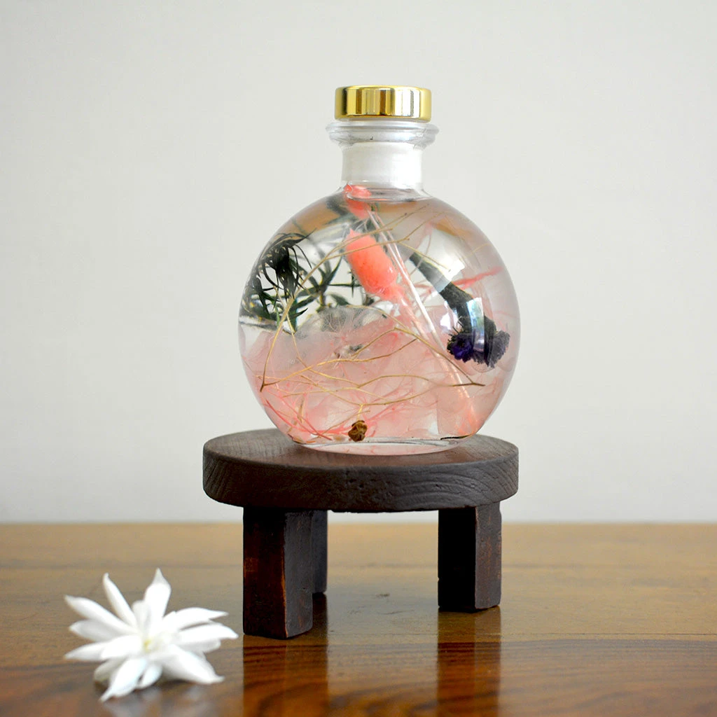 Swirling Salmon Preserved Flower Tabletop 5 Swirling Salmon Preserved Flower Tabletop - Image 5