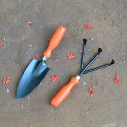 Set Of Trowel & Hand Cultivator