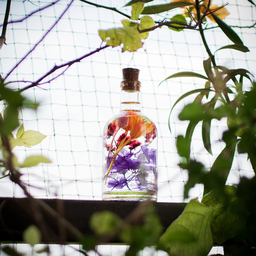 Tumultuous Tints Preserved Flower Tabletop 6 Tumultuous Tints Preserved Flower Tabletop - Image 6