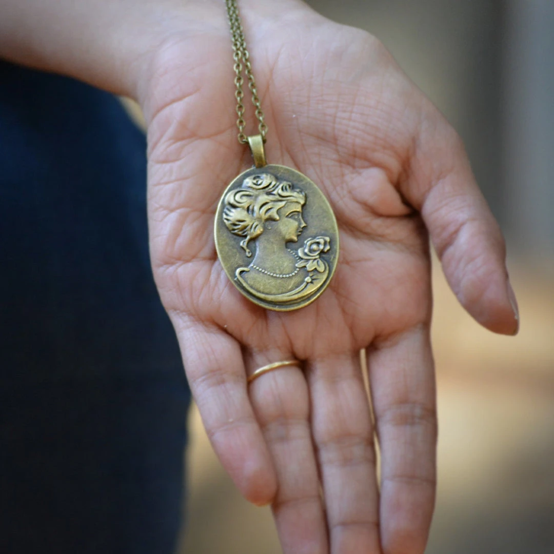 Serene Bloom Real Dried Flower Necklace 4 Serene Bloom Real Dried Flower Necklace - Image 4