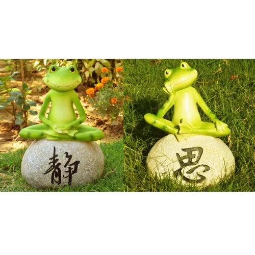 Set Of 2 : Frogs Sitting On Stone - Feng Shui For Luck
