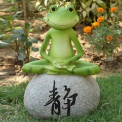 Set Of 2 : Frogs Sitting On Stone - Feng Shui For Luck -Plant Life Decor Shop WNG2571300 400 4