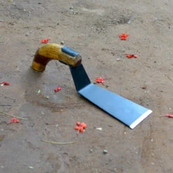 Khurpa With Wooden Handle