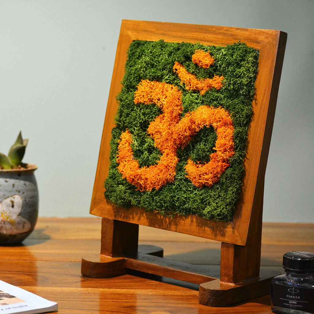AUM Tabletop Preserved Moss Frame With Stand 2 AUM Tabletop Preserved Moss Frame With Stand - Image 2