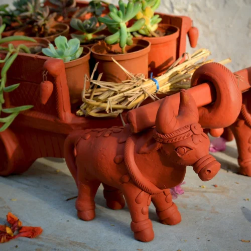 Bullock Cart Pot Stand -Plant Life Decor Shop bullock stand 2