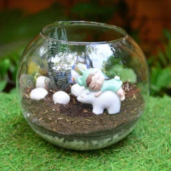 Miniature Girl Hugging Bear – Adorable Resin Decor For Gifts & Gardens -Plant Life Decor Shop girl hugging bear 3