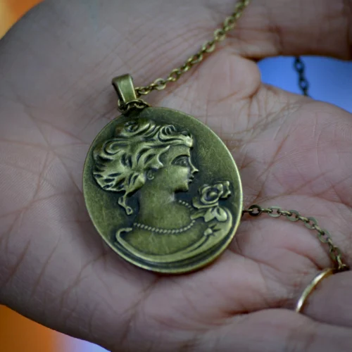 Petals Of The Sky Real Dried Flower Necklace 10 Petals Of The Sky Real Dried Flower Necklace -Plant Life Decor Shop petals of the sky 4